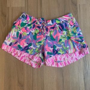 Lilly Pulitzer Katia Shorts size small